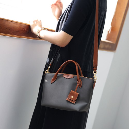 Dumpling bag and crossbody bag Dumpling bag and crossbody bag